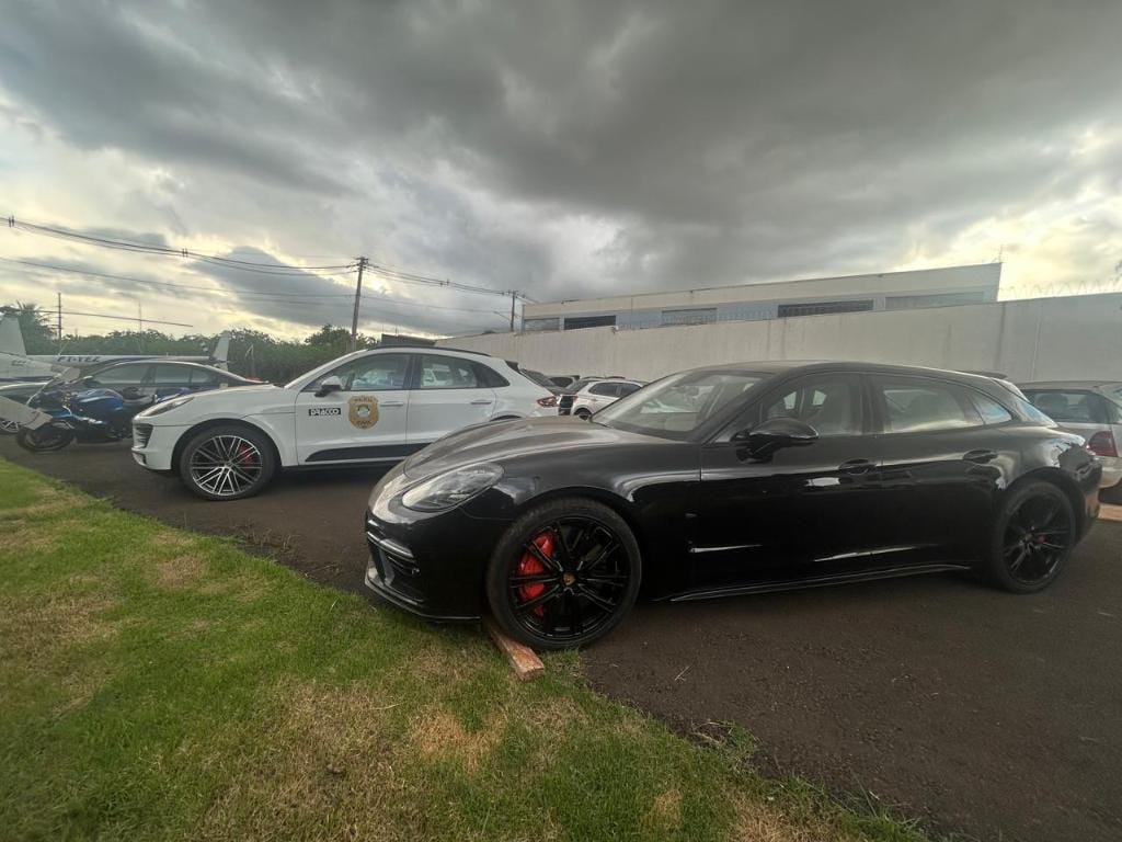 lideranca-de-faccao-investigada-em-operacao-tem-porsche-panamera-de-r$-1-milhao-apreendido