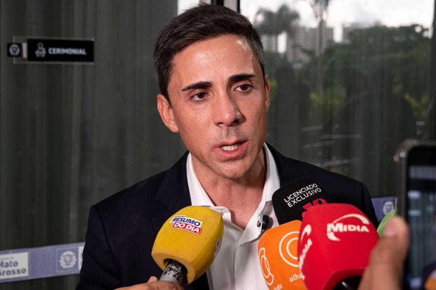 “nao-tem-dedo-de-ninguem”,-diz-secretario-apos-suspeita-em-licitacao-envolvendo-deputado
