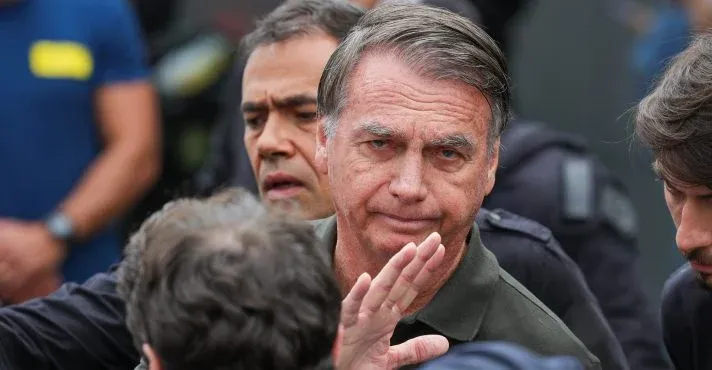 ministro-do-stf-autoriza-prisao-domiciliar-para-o-ex-presidente-jair-bolsonaro