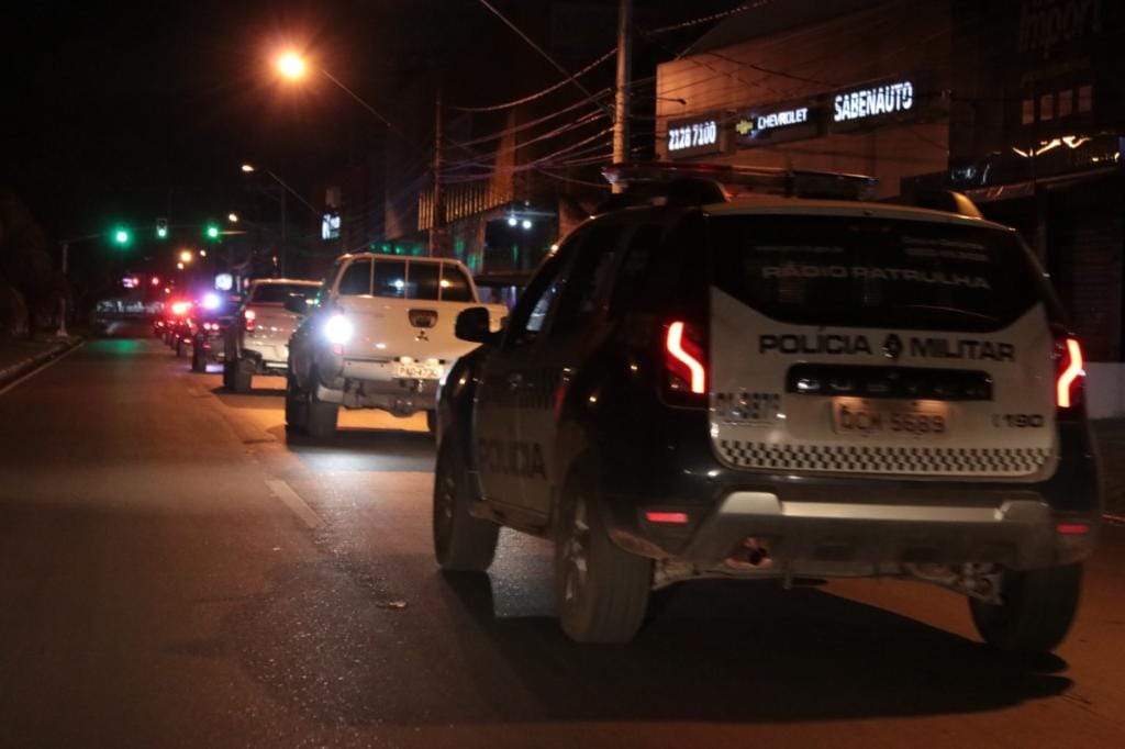 homem-e-preso-em-flagrante-apos-agredir-namorada-e-atear-fogo-em-residencia-em-cuiaba