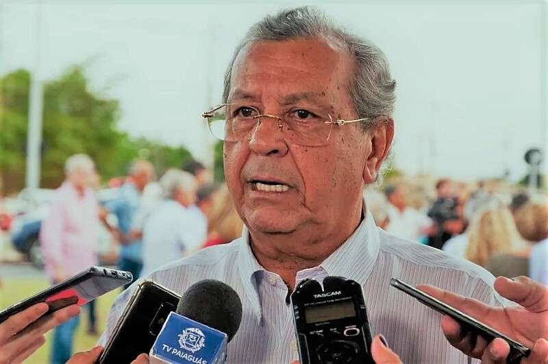 jayme-campos-se-emociona-e-nega-recuo-de-pre-candidatura-ao-governo:-“ninguem-me-tira-do-pareo”