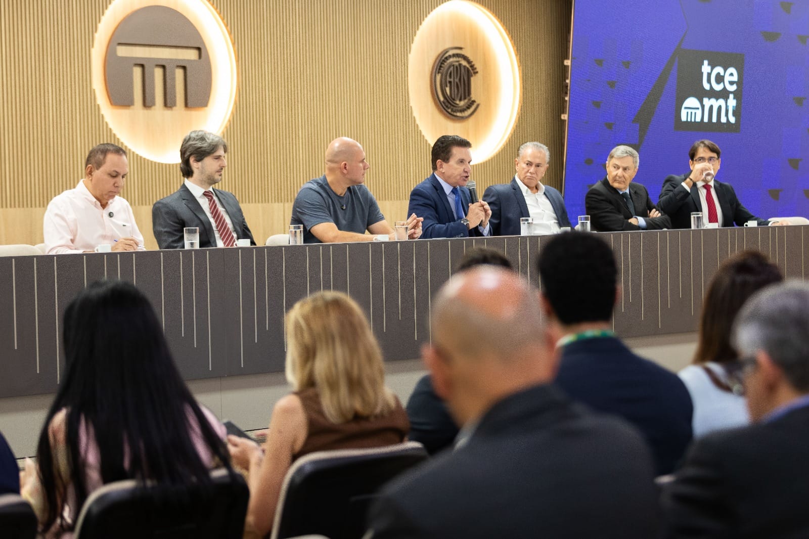 cuiaba-apresenta-projeto-referencia-em-atendimento-para-idosos-ao-tce-e-tribunal-de-justica
