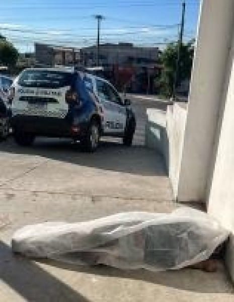 corpo-de-homem-e-encontrado-no-terminal-do-cpa-iii-em-cuiaba