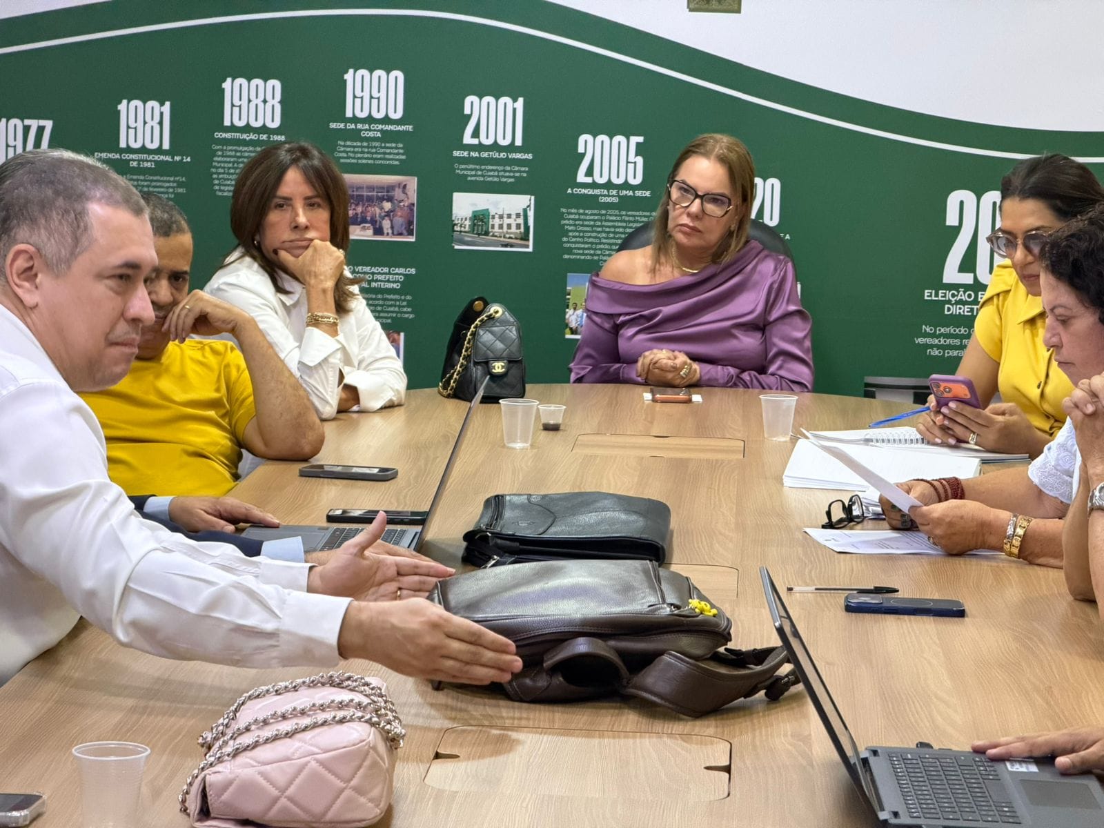 emprestimo-da-prefeitura-de-cuiaba-preve-economia-de-r$-48-milhoes-e-deve-ser-pago-em-10-anos