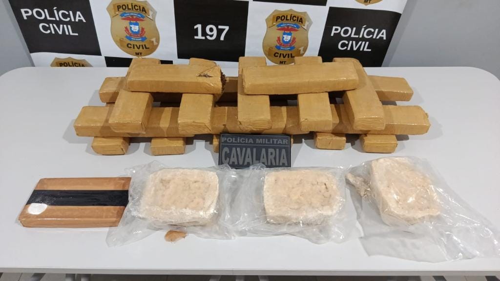 dupla-e-presa-transportando-19-quilos-de-maconha-e-4-quilos-de-cocaina-em-carro