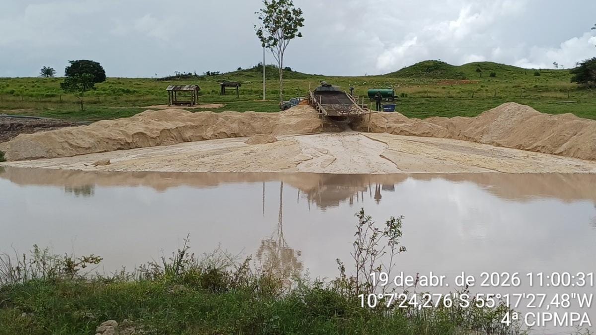 policia-fecha-garimpo-ilegal-em-fazenda-e-prende-caseiro-com-espingarda-em-mato-grosso