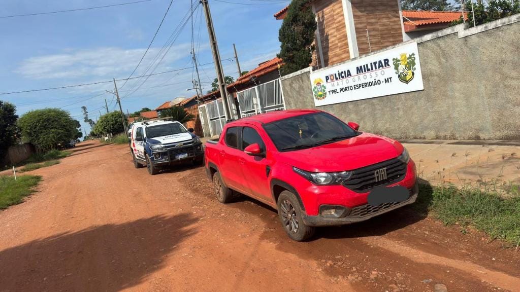 criminosos-invadem-residencia,-fazem-familia-refem-por-horas-e-sao-presos-durante-fuga