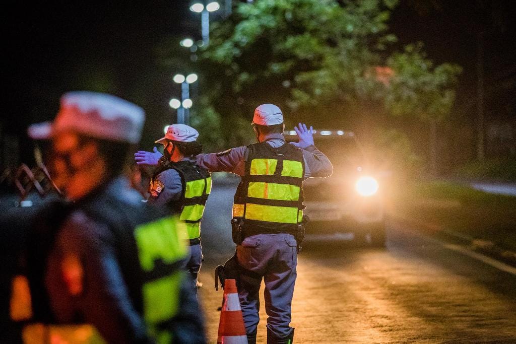 motociclista-condenado-a-20-anos-de-cadeia-por-roubo-e-preso-durante-blitz-da-lei-seca