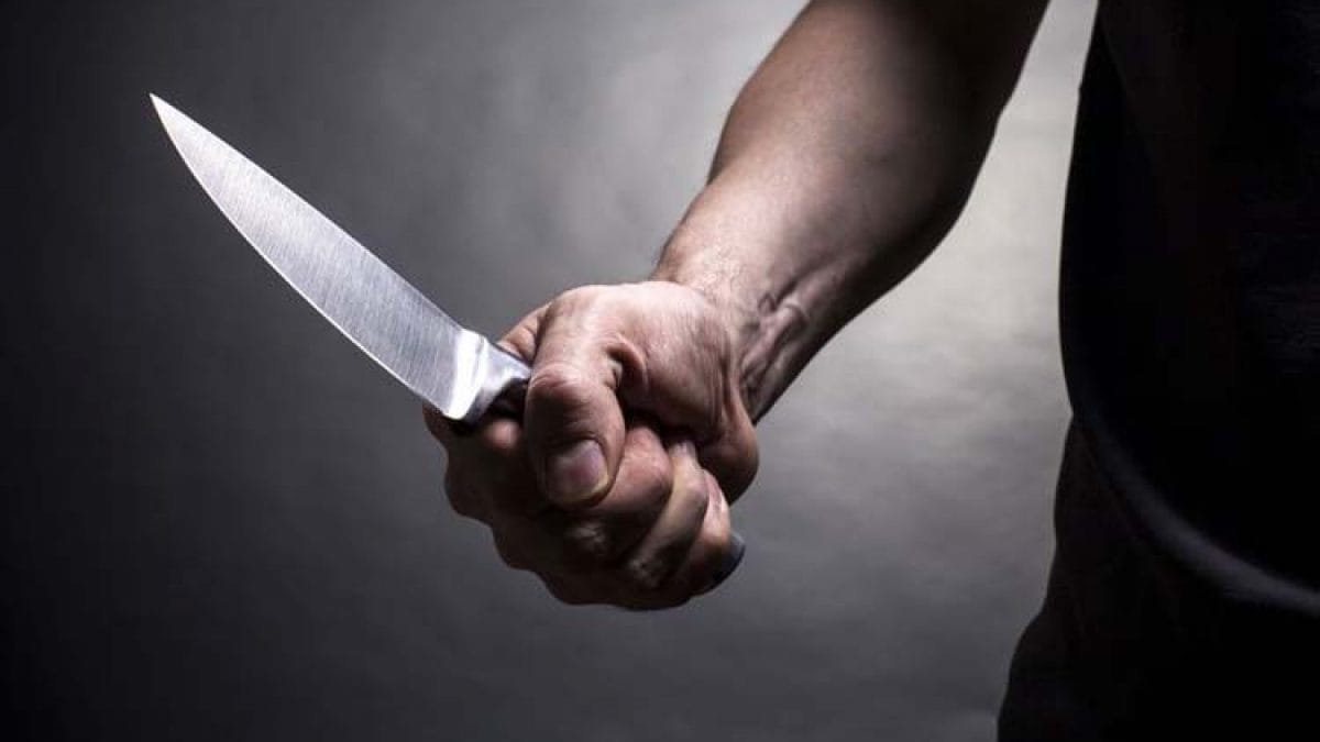criminosos-invadem-casa,-amarram-morador-de-20-anos-e-o-matam-a-facadas