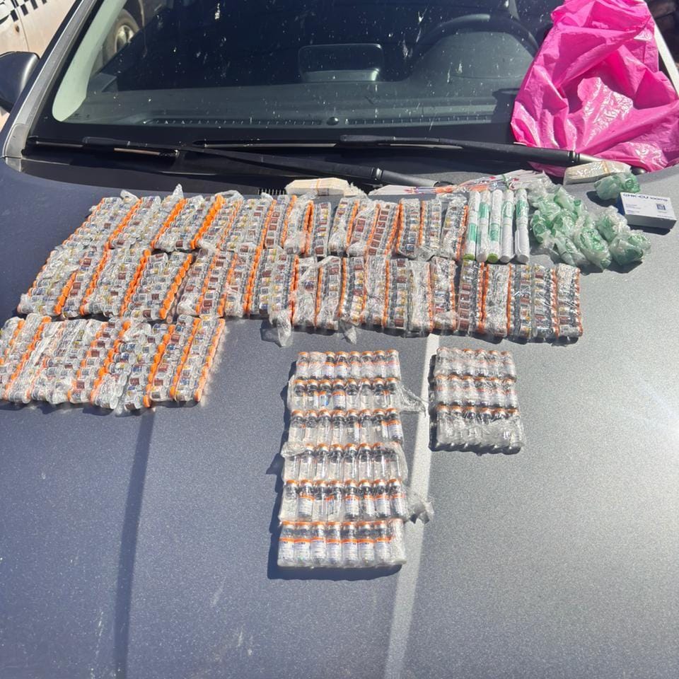 pm-e-prf-confiscam-r$-300-mil-em-frascos-de-monjauro-e-prendem-casal-por-contrabando