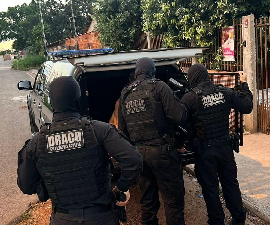 veja-quem-sao-o-lider-de-faccao,-primo-e-advogada-alvos-de-operacao-da-pc-em-cuiaba