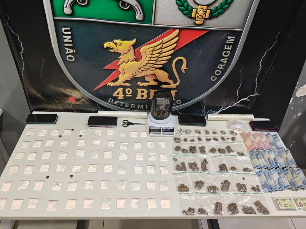 policia-militar-prende-cinco-suspeitos-com-arma-de-fogo-e-drogas-em-varzea-grande