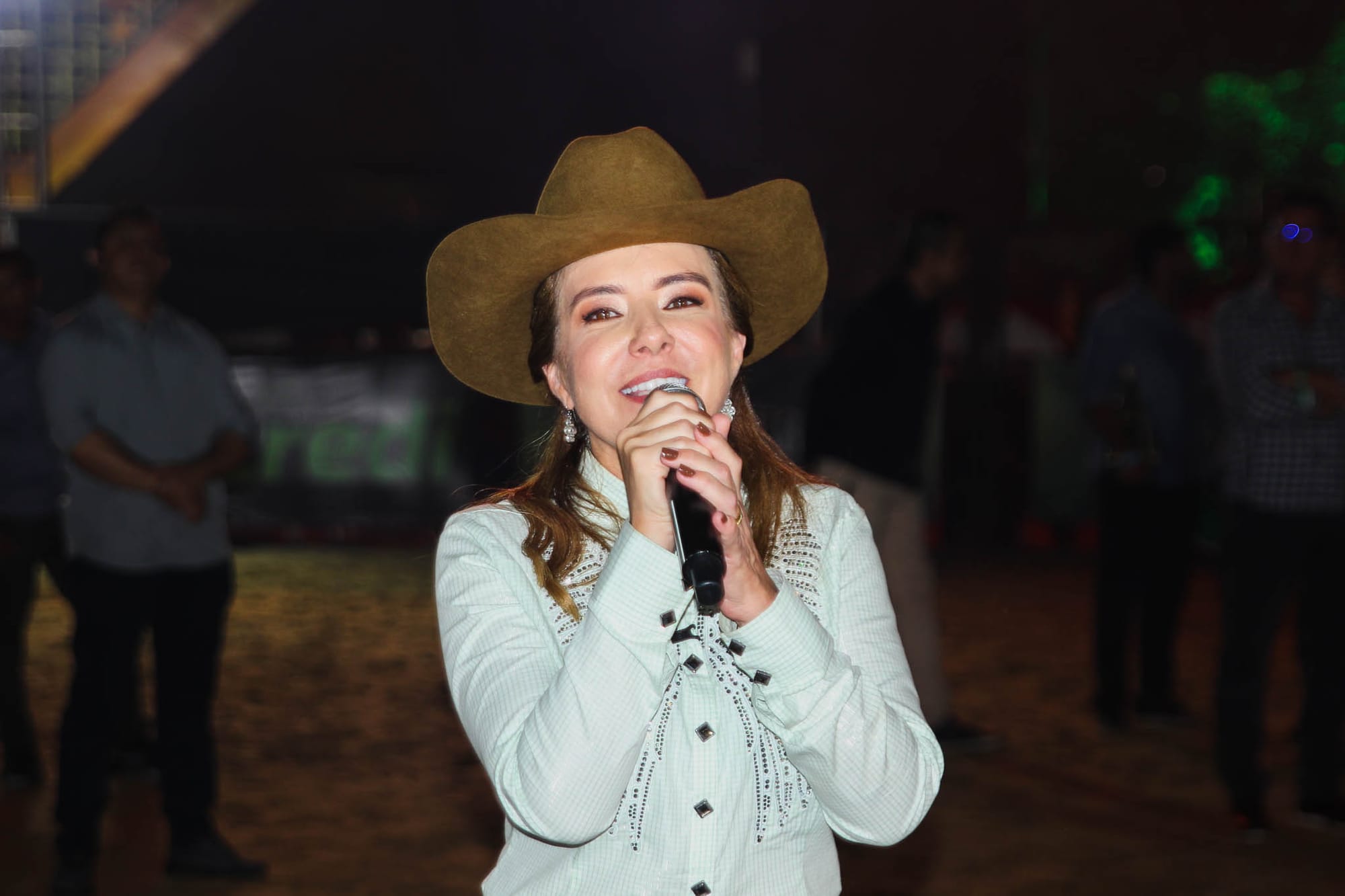 tre-mantem-eleicao-de-flavia-moretti-e-rejeita-pedido-de-cassacao-em-varzea-grande