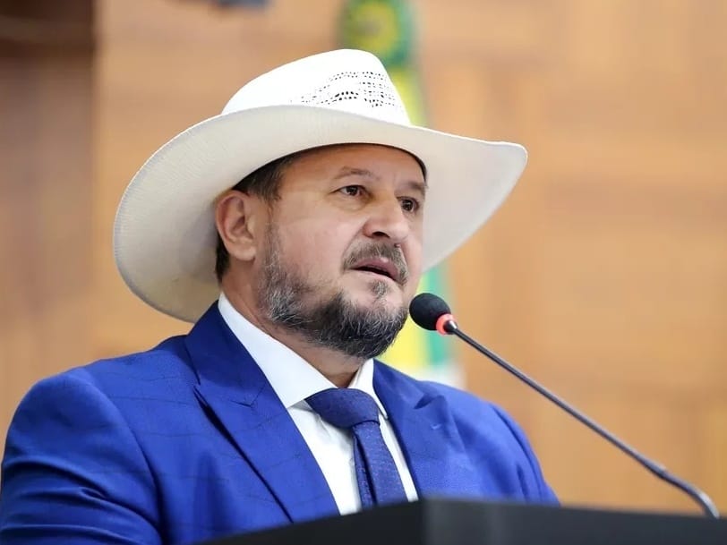 cattani-associa-operacao-da-anvisa-contra-a-ype-ao-governo-lula