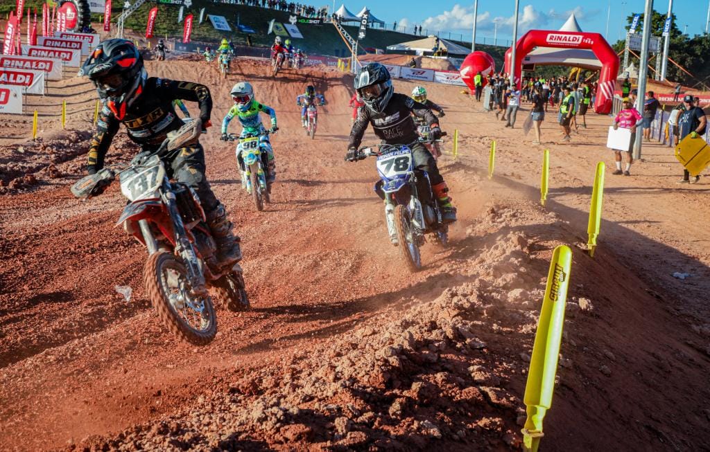 parque-novo-mato-grosso-em-cuiaba-recebe-maior-competicao-de-motocross-da-america-latina