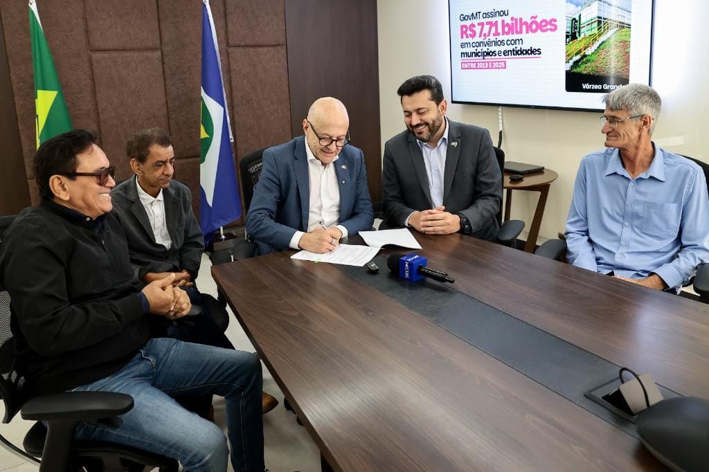 governador-assina-decreto-e-garante-repasse-aos-municipios-para-manutencao-de-estradas