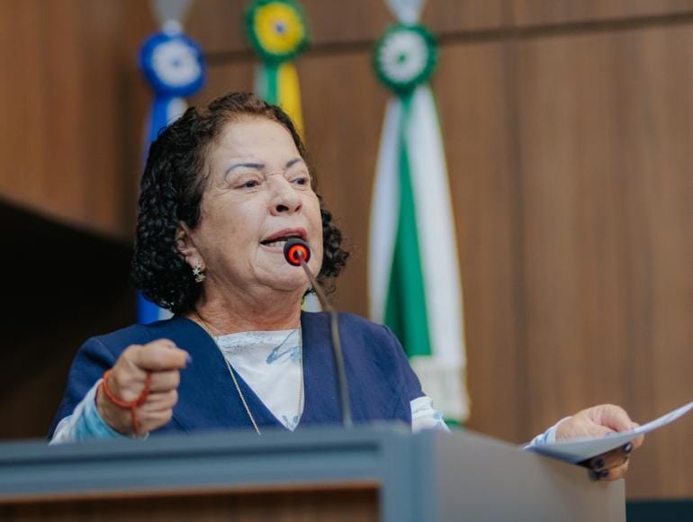vereadora-diz-que-“maioria-nao-tem-palavra”-em-disputa-pela-mesa-diretora-de-cuiaba