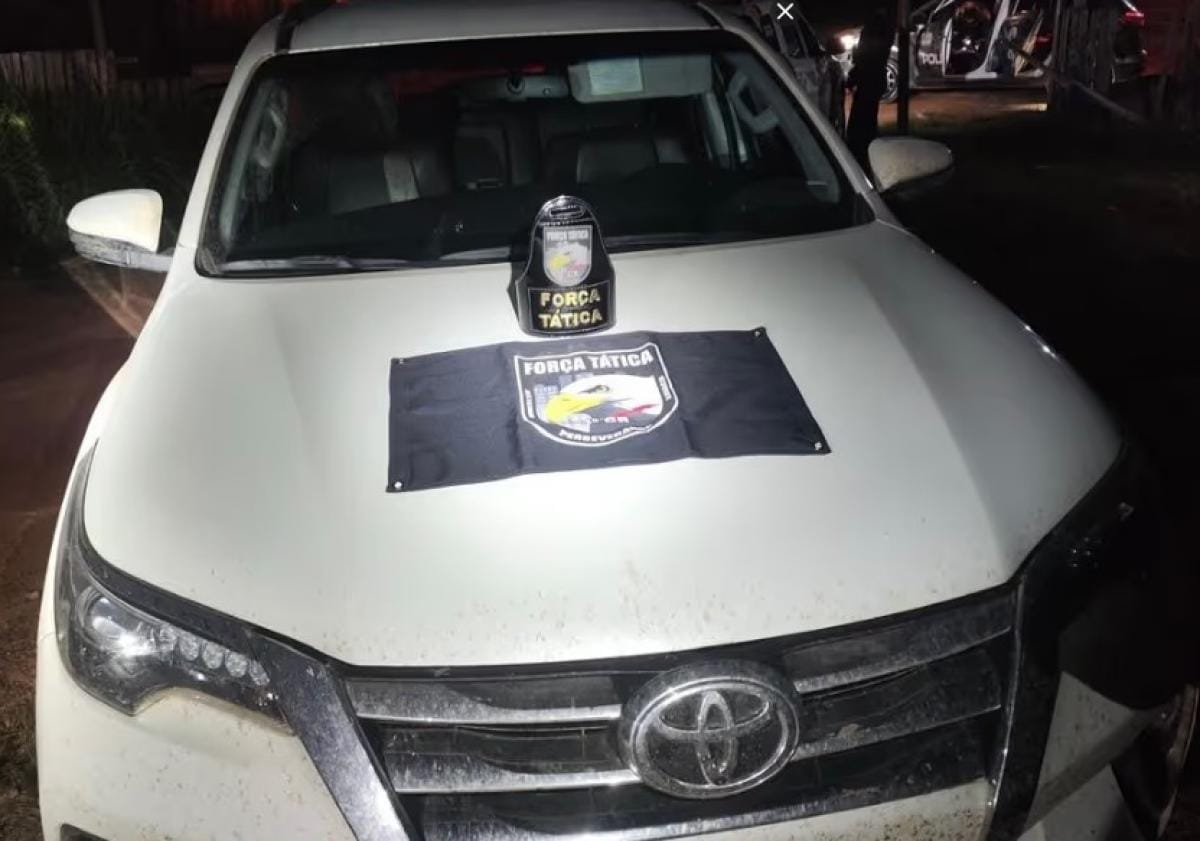 criminosos-sequestram-mulher,-fazem-pix-e-roubam-sw4-em-bairro-nobre-de-cuiab